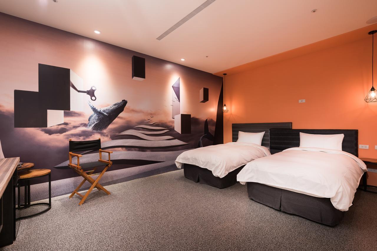 Hotel Half Taichung Exterior foto